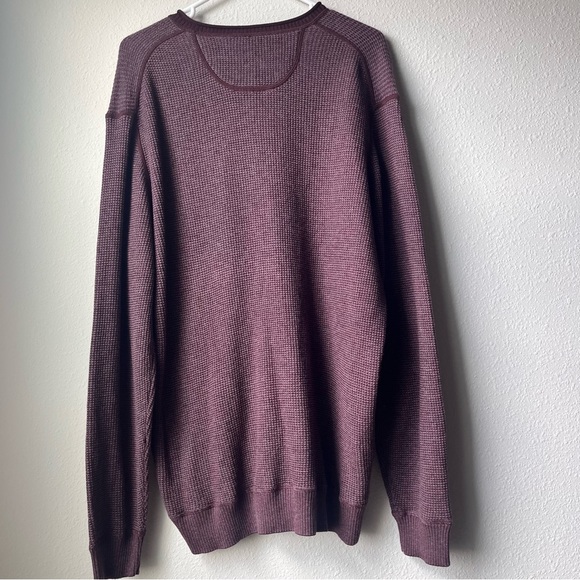 Tommy Bahama Sweater - Picture 2 of 4